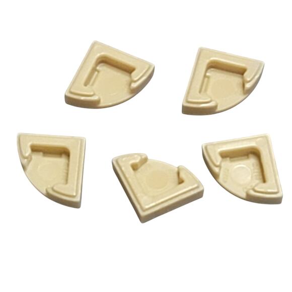 LEGO Cherry Pie‎ Lattice 1/4 Round Tile Lot 5 Pc 25269pb001 Decorated Food Parts - Picture 2 of 2